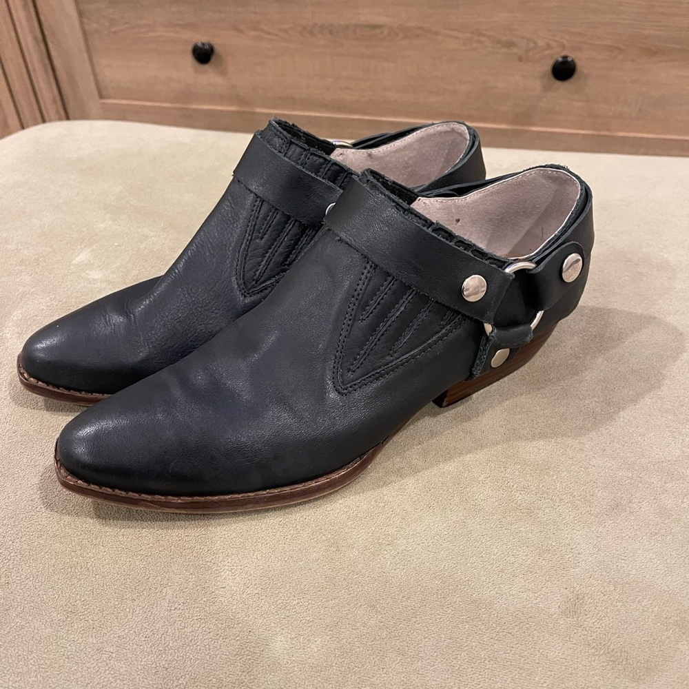Bird Of Flight Shoes Womens Size 6.5 Ankle Booties Low Heel Leather Western Boho
